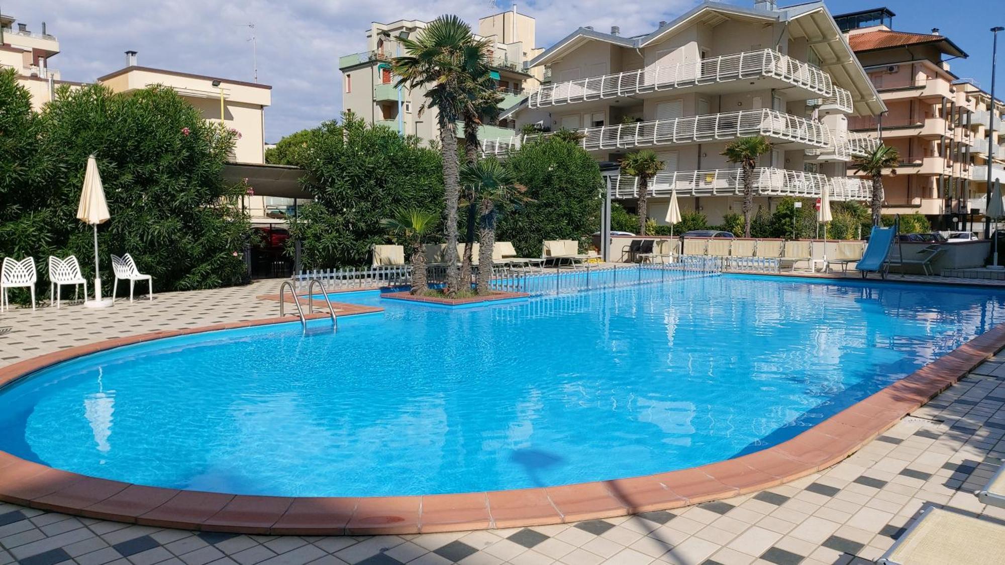 Hotel De Paris Lido Di Savio Exteriör bild